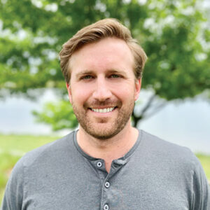 Last Island Wild Louisiana Shrimp - Louisiana Cookin' John Landry, a native of New Iberia, was no stranger to the world of shrimp and seafood. Growing up near the water, he spent his childhood immersed in the rich culture of Louisiana’s fishing industry. After pursuing a degree in agricultural business at Louisiana State University, he embarked on a professional career in construction and 