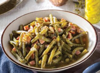 Smothered Green Beans Smothered Green Beans