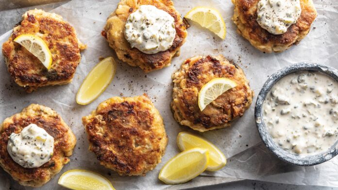 Oyster Cakes with Spicy Mayo