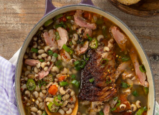 Purple Hull Peas and Okra with Smoked Turkey Purple Hull Peas