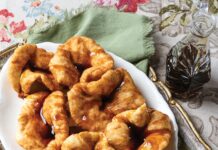 Les Orielles de Cochon Les Orielles de Cochon